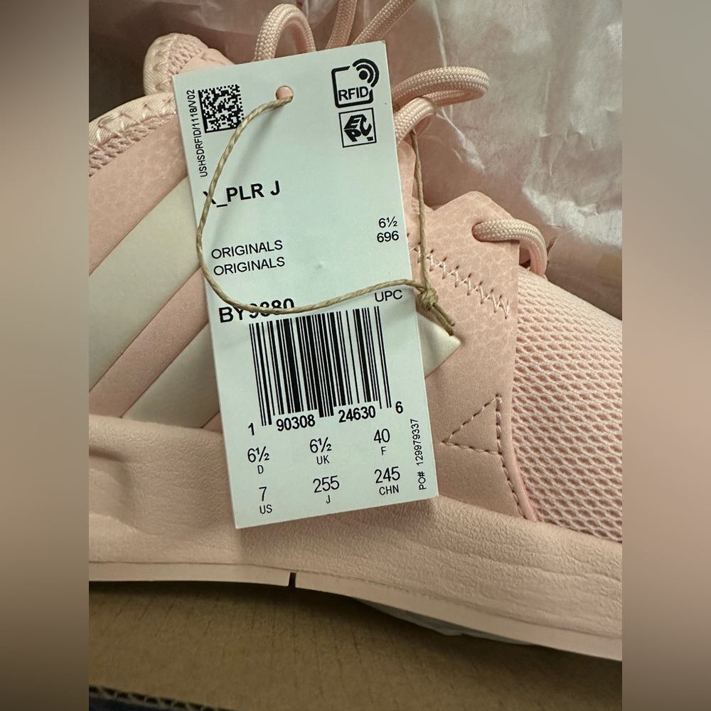 Adidas Women's Ice Pink sneakers